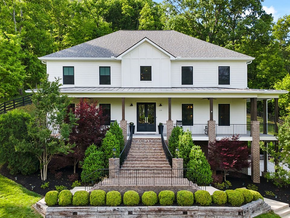 1st image of 119 Century Oak Dr