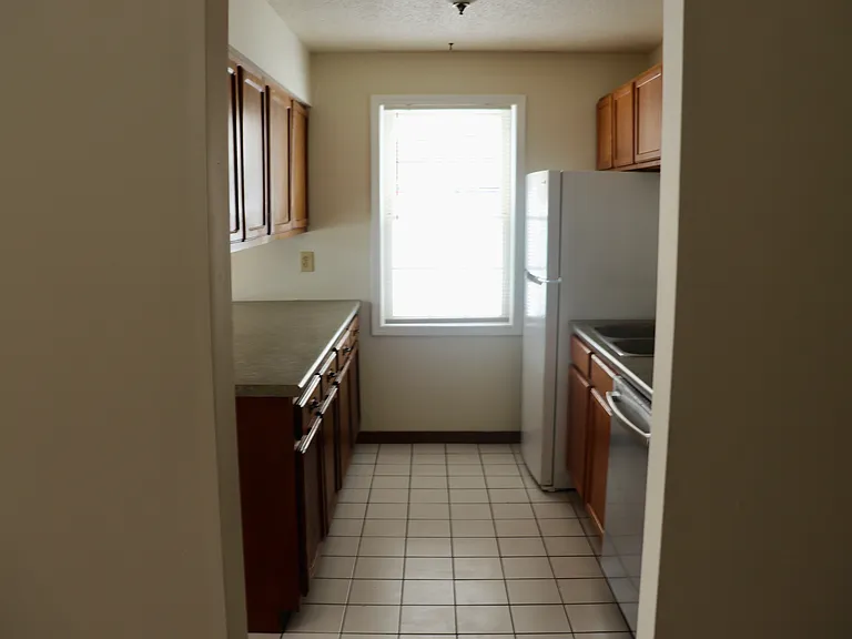 23 Twin Oaks Ter #23 — Photo 3