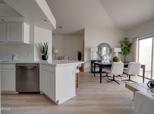 320 S 70th St UNIT 8, Mesa, AZ 85208
