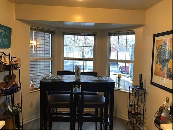 3rd image of 386 Rolling Meadows Dr