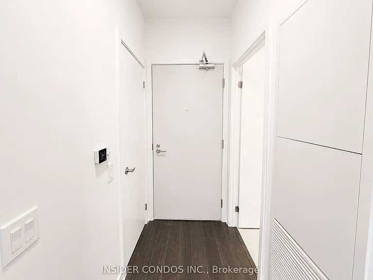 4010 Eglinton Ave W #428 — Photo 3