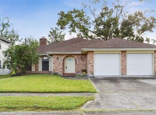 517 Bellemeade Blvd, Gretna, LA 70056