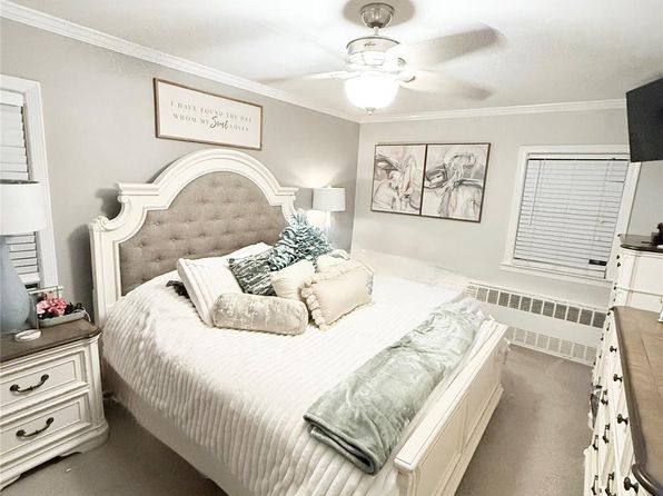 1213 E Broadway #B12, Hewlett, NY 11557