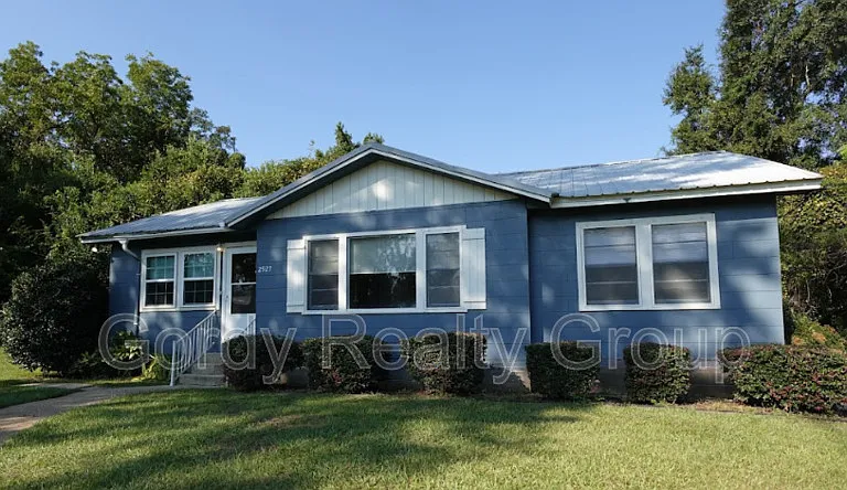 2927 Noland St — Photo 1