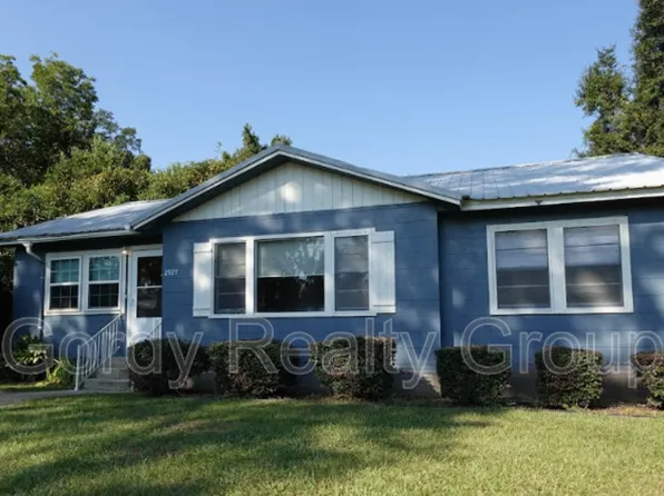 2927 Noland St, Marianna, FL 32446