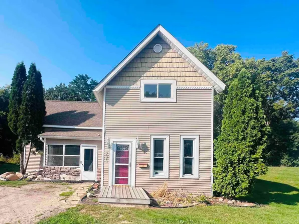 306 W 6th St, Clare, MI 48617