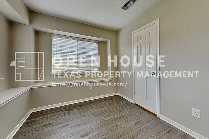 2203 Pincher Creek Dr — Photo 6