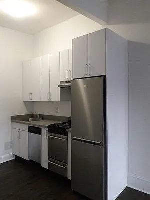 Rented by Solil Management | media 4