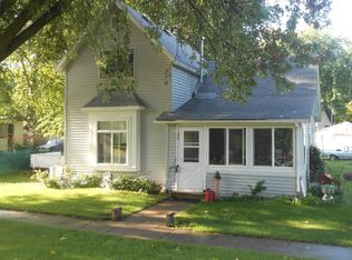 400 Arnold St, West Concord, MN 55985