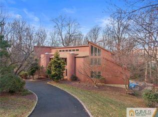 22 High Point Rd, Holmdel, NJ 07733