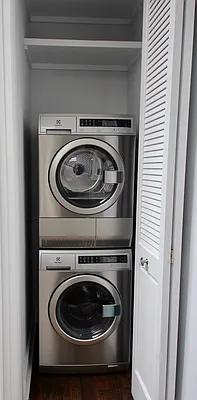 Rented by Waverly Realty Associates | media 34