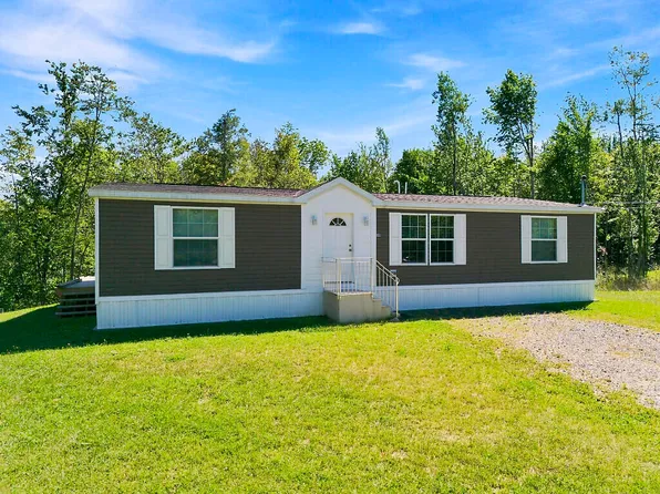 39 S Greenridge Heights, Oakland, ME 04963