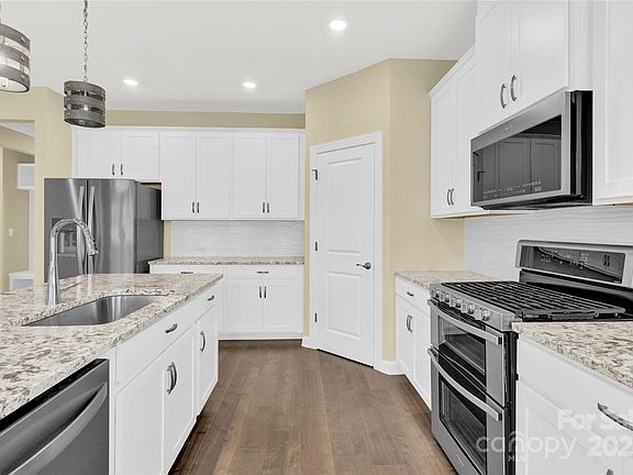4th image of 3005 Striped Maple Ct