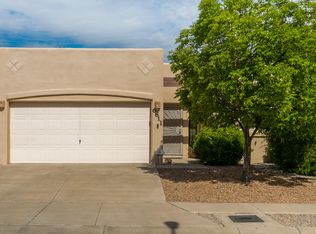 6811 Calle Laguna NE, Albuquerque, NM 87113