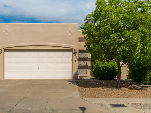 6811 Calle Laguna NE, Albuquerque, NM 87113