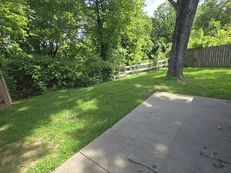2317 Belin Dr — Photo 22