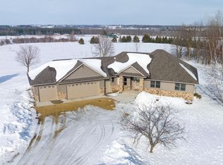 2424 60th Ave, Woodville, WI 54028