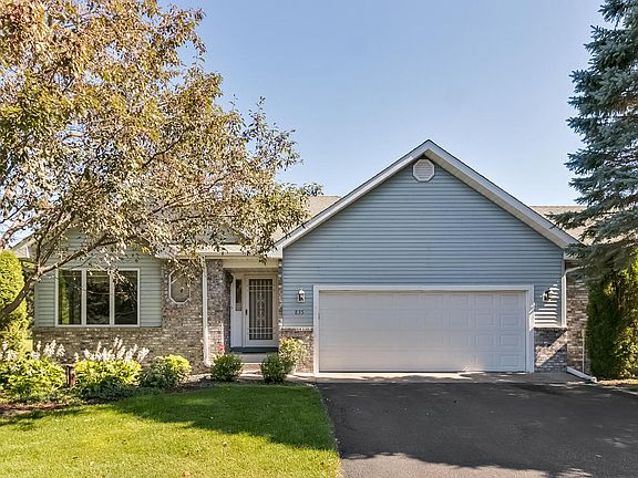 2nd image of 835 138th Ln NE