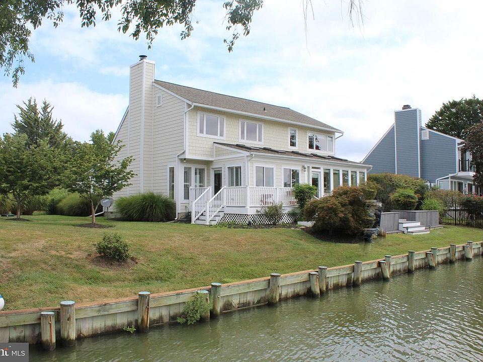 1st image of 1018 Sandpiper Ln #1018