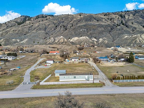 4th image of 3197 Shuswap Rd