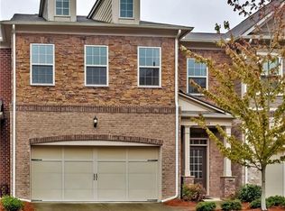 113 Beverly Pl, Sandy Springs, GA 30328