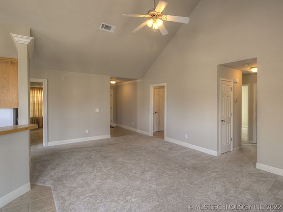5th image of 11402 N 131st East Ave
