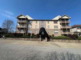 307 Townhouse Rd, Wheeling, WV 26003