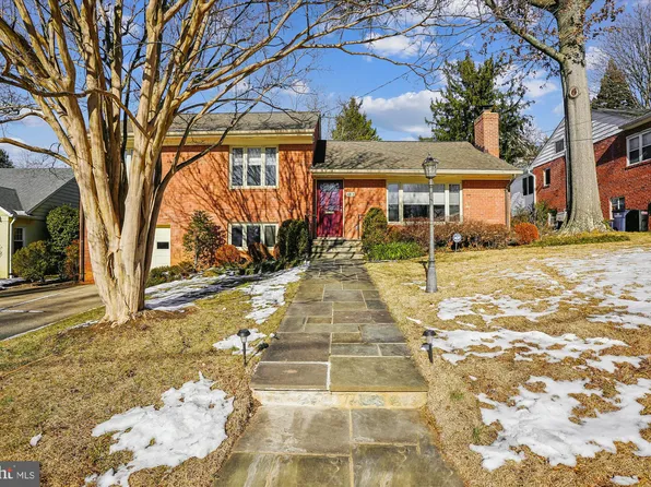 4815 Morgan Dr, Chevy Chase, MD 20815