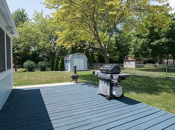 4th image of 5898 Huntington Dr