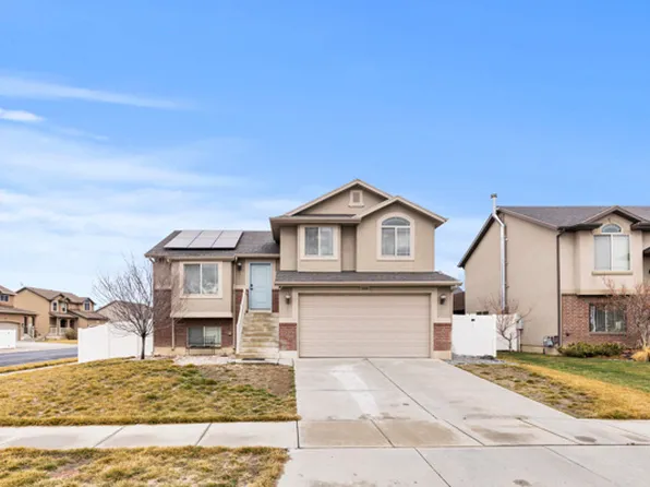 884 W Willowbrook Ln N, Ogden, UT 84404