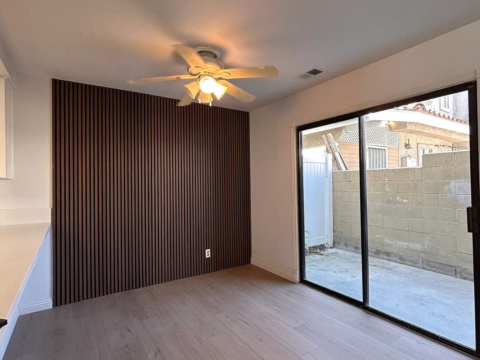 3 bed, 2.5 bath, 1325 sqft, $3,150 — Photo 4