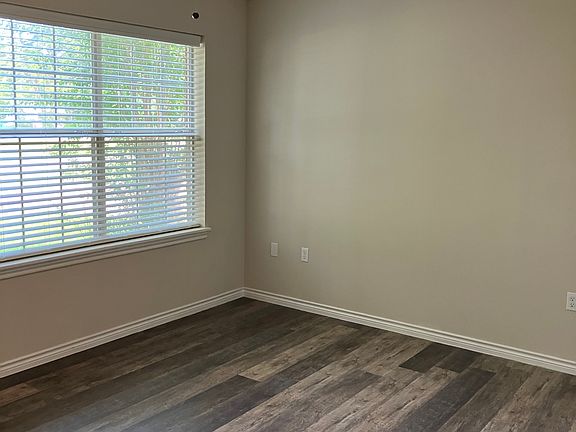 3rd image of 6239 Summerhill Pl #6239