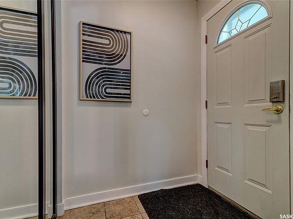 3rd image of 2476 McAra STREET