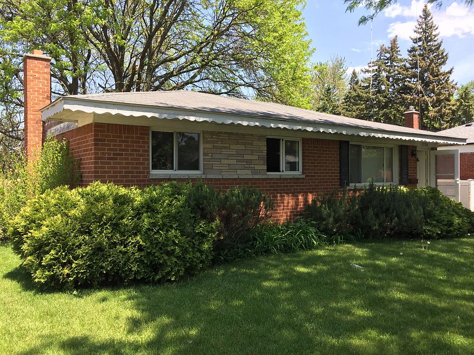 2nd image of 31788 Windsor St