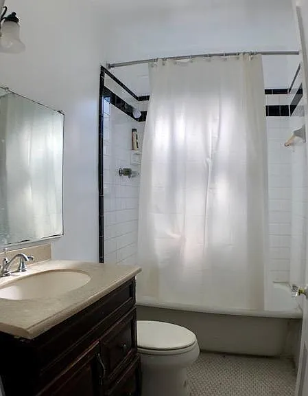 Original tile bathroom!