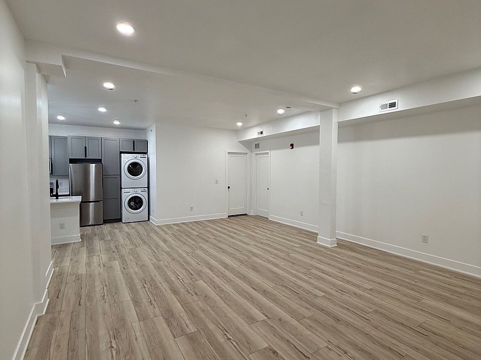 Large Living/Dining Area