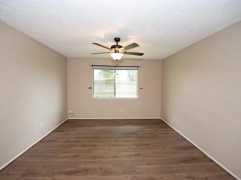 2513 Harpers Ferry Dr — Photo 19