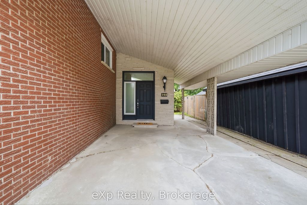 145 Queen St, Belleville, ON - View 3