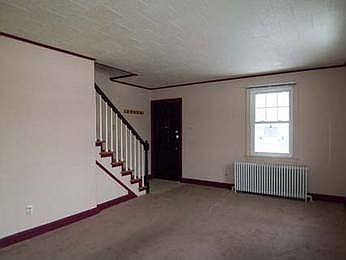 4th image of 512 S Cannon Ave