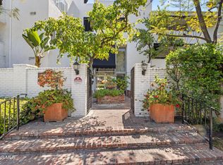 4950 Louise Ave Unit 301, Encino, CA 91316
