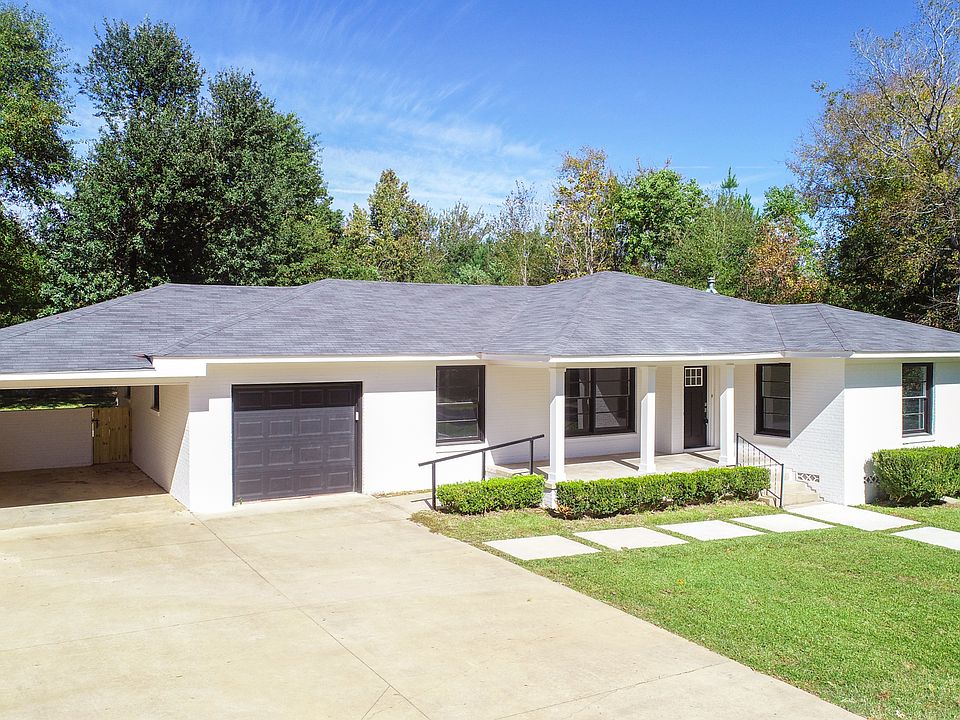 1st image of 1126 Richardson Dr