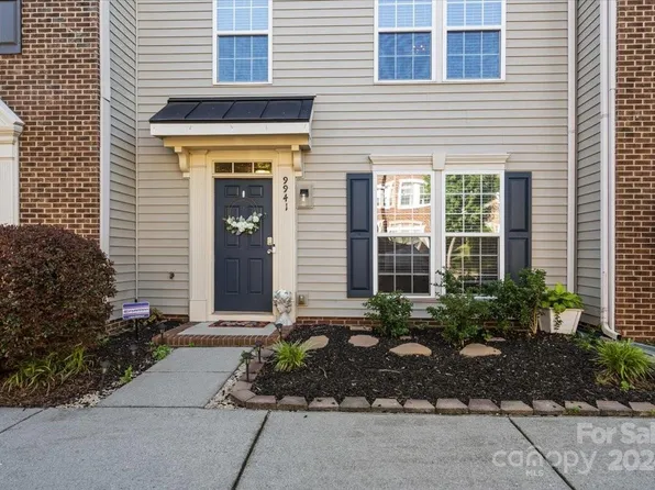 9941 Kings Parade Blvd, Charlotte, NC 28273