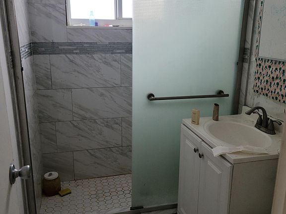 2nd image of 6648 Abbott Ave #5