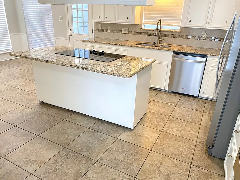 14934 Elmont Dr — Photo 13