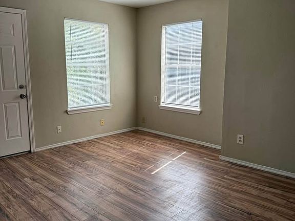 3rd image of 4714 Oleander St #D