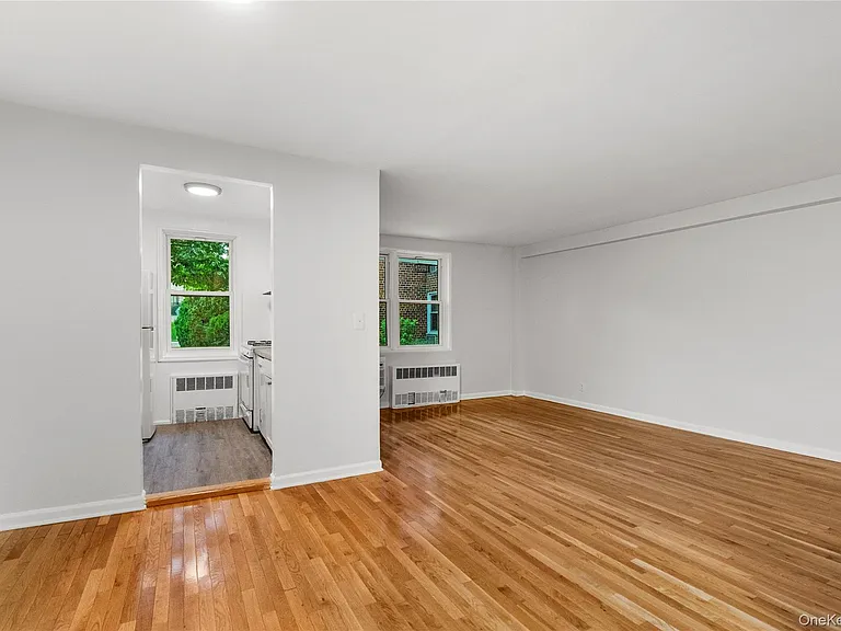 700 Scarsdale Ave #1W — Photo 6