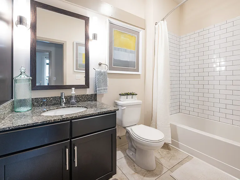 Marble Alley Lofts — Photo 32