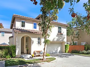 17 Potters Bnd, Mission Viejo, CA 92694