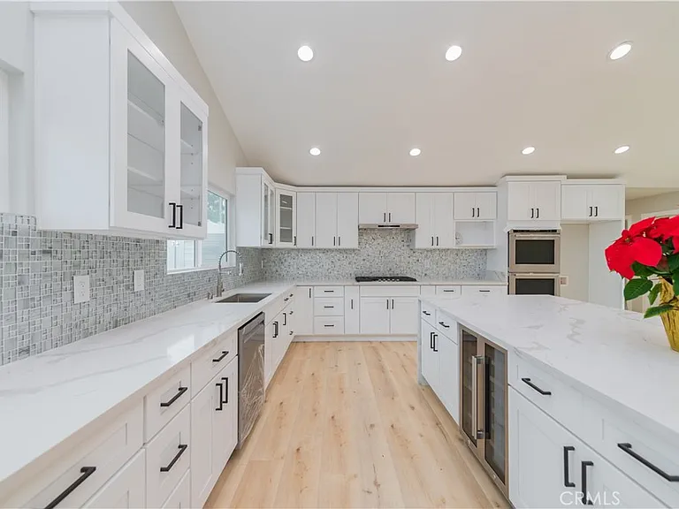 19112 Biddle Dr — Photo 9