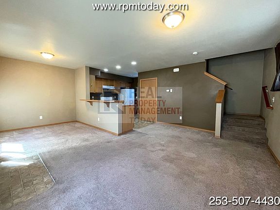 4th image of 4523 S Junett St #B